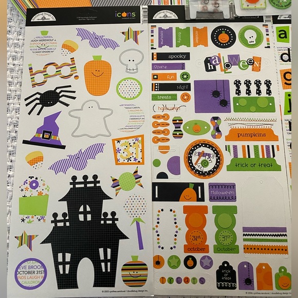 👻🎃 DOODLEBUG DESIGN HALLOWEEN THEMED SCRAPBOOK PAPER BUNDLE & STICKERS! - Picture 2 of 15